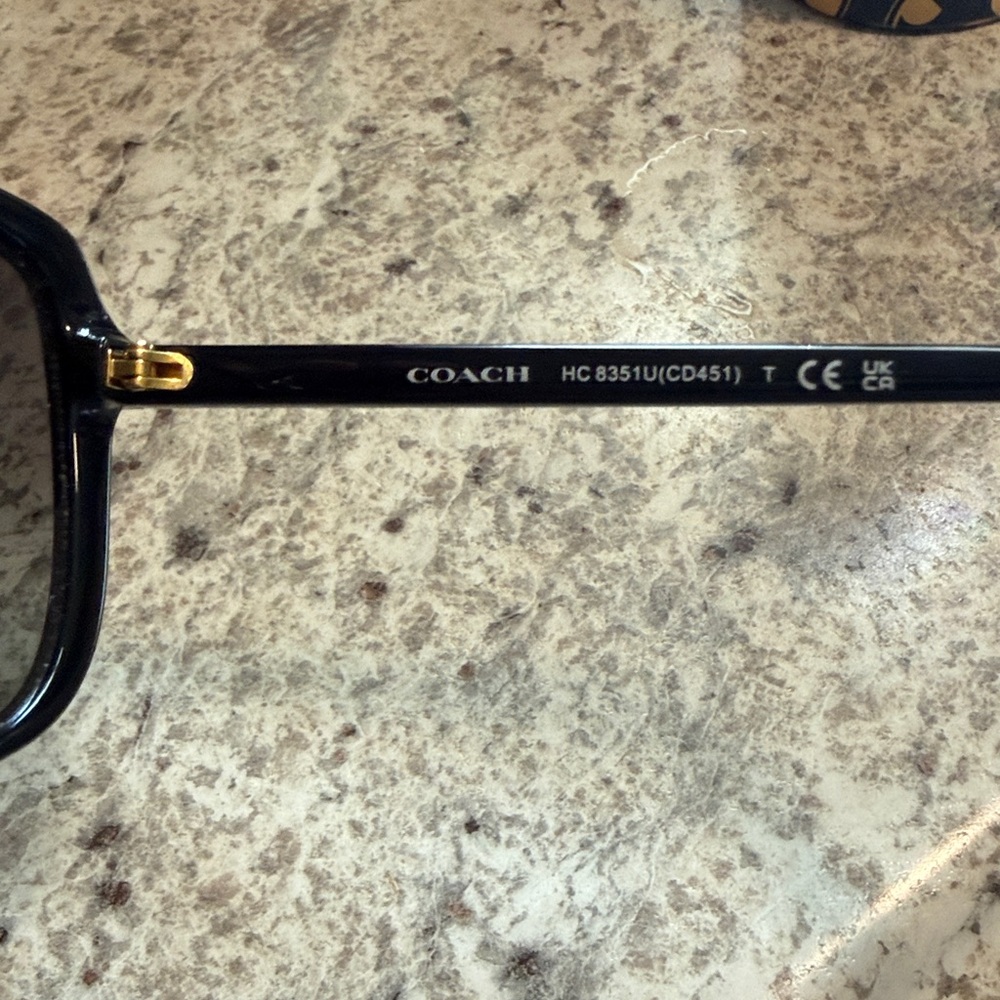 Used Coach black square Frame Sunglasses - Picture 2 of 8